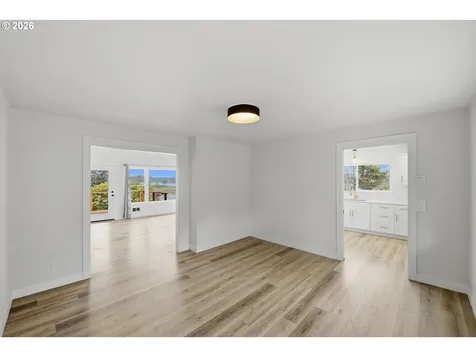 546 W Fir Avenue Coos Bay OR 97420