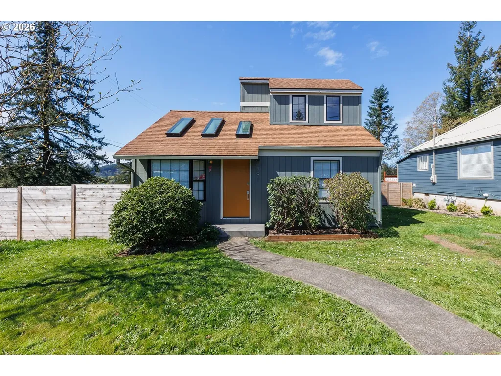 791 SE Fir Street Toledo OR 97391