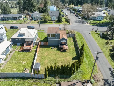 791 SE Fir Street Toledo OR 97391