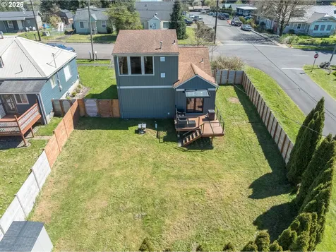 791 SE Fir Street Toledo OR 97391