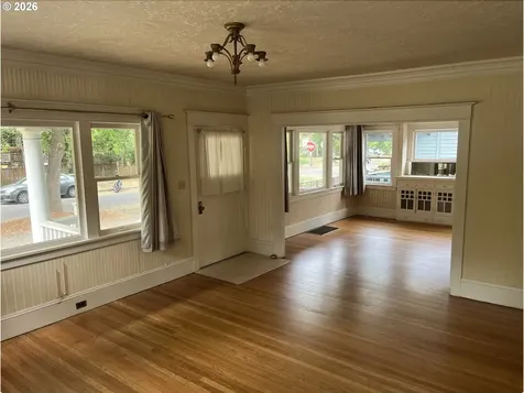 1824 NE 52nd Avenue Portland OR 97213