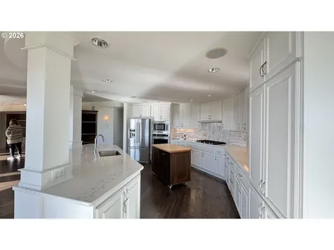 5421 SE Scenic Lane Vancouver WA 98661