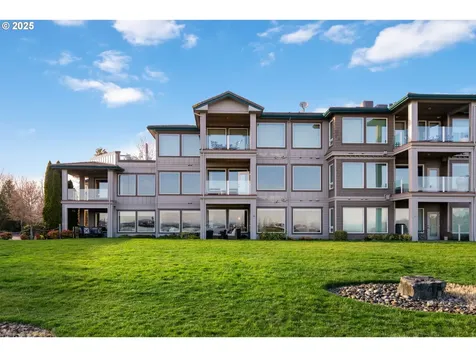 5421 SE Scenic Lane Vancouver WA 98661
