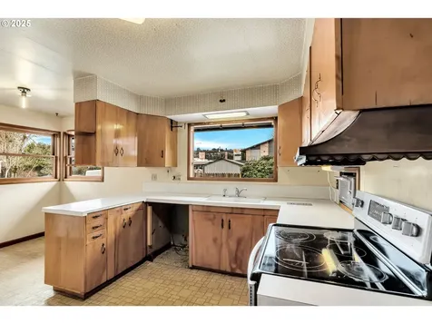 512 6th Street Washougal WA 98671
