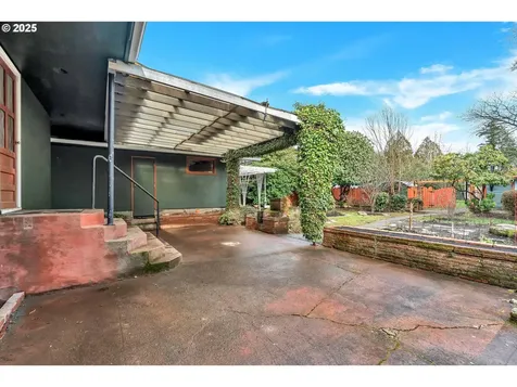 512 6th Street Washougal WA 98671