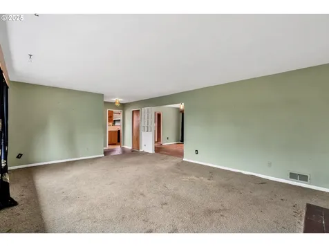512 6th Street Washougal WA 98671