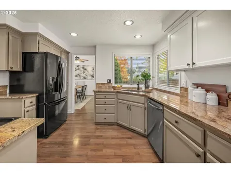 5229 NE Stanchion Court Hillsboro OR 97124