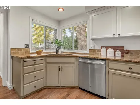 5229 NE Stanchion Court Hillsboro OR 97124