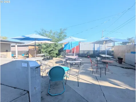 203 Willow Street La Grande OR 97850