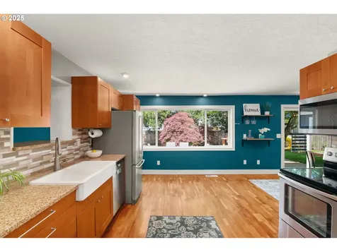 6543 SE Borwick Street Hillsboro OR 97123