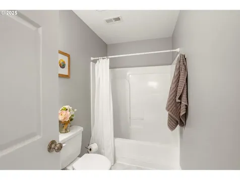 6543 SE Borwick Street Hillsboro OR 97123