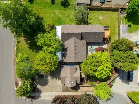 6543 SE Borwick Street Hillsboro OR 97123