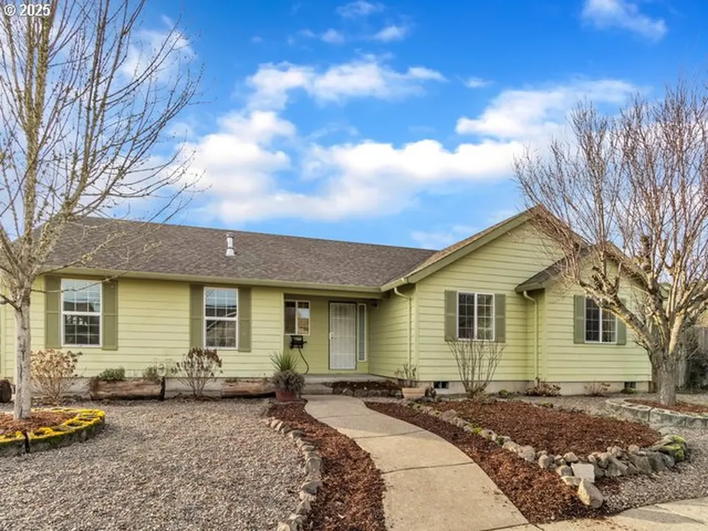 410 NE Faulconer Street Sheridan OR 97378