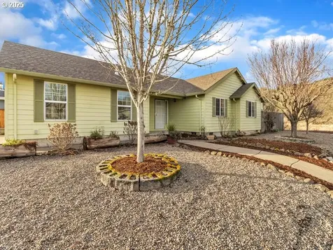 410 NE Faulconer Street Sheridan OR 97378