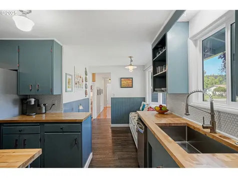 1900 NW Menlo Drive Corvallis OR 97330