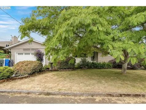1997 Crozer Street NW Salem OR 97304