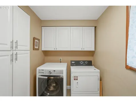 1997 Crozer Street NW Salem OR 97304