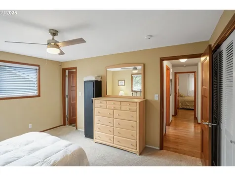 1997 Crozer Street NW Salem OR 97304
