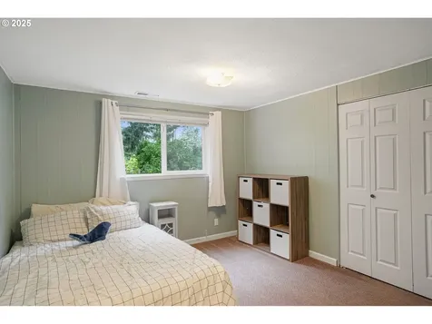 1997 Crozer Street NW Salem OR 97304