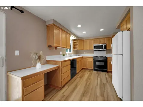 225 Banton Avenue Eugene OR 97404
