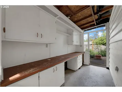 225 Banton Avenue Eugene OR 97404