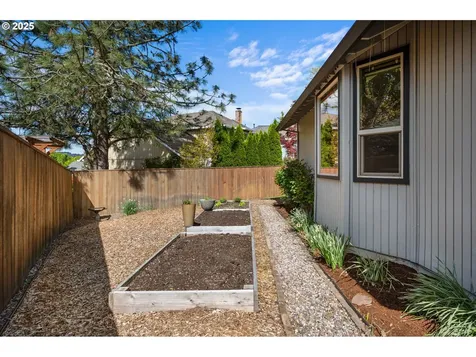 11125 SW 123rd Place Portland OR 97223