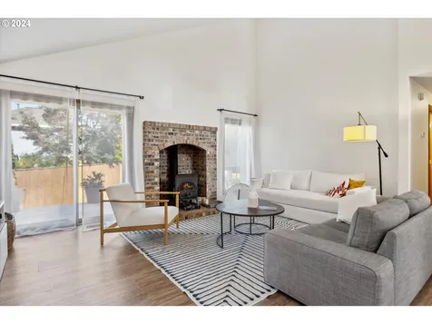 11125 SW 123rd Place Portland OR 97223