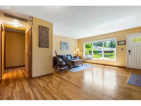 5570 SW Franklin Avenue Beaverton OR 97005