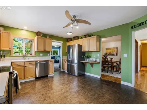 5570 SW Franklin Avenue Beaverton OR 97005