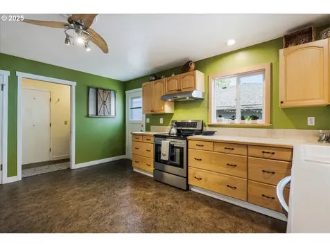 5570 SW Franklin Avenue Beaverton OR 97005