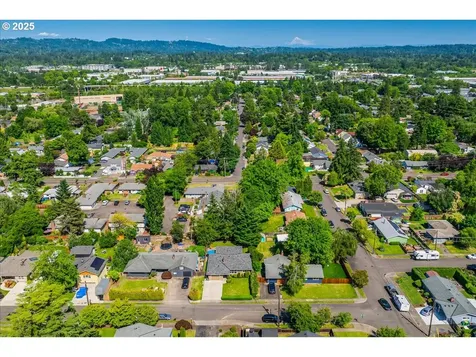 5570 SW Franklin Avenue Beaverton OR 97005