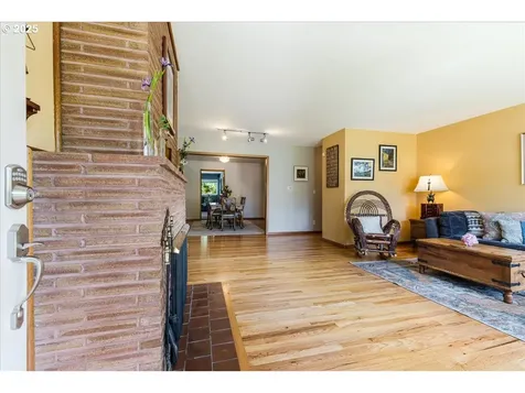5570 SW Franklin Avenue Beaverton OR 97005
