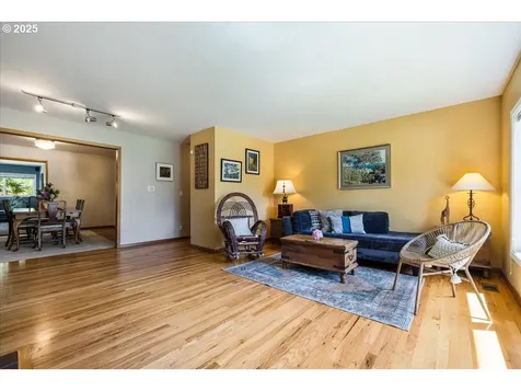 5570 SW Franklin Avenue Beaverton OR 97005