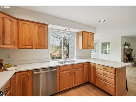 5052 NW Millstone Way Portland OR 97229