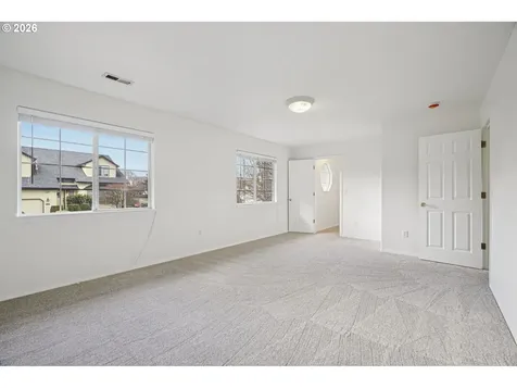 5052 NW Millstone Way Portland OR 97229