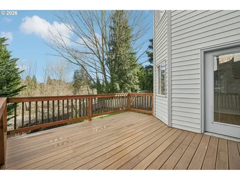 5052 NW Millstone Way Portland OR 97229