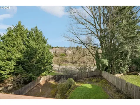 5052 NW Millstone Way Portland OR 97229