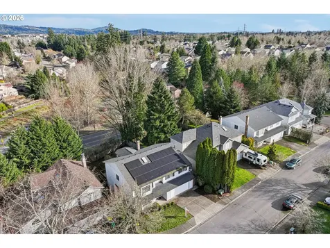5052 NW Millstone Way Portland OR 97229