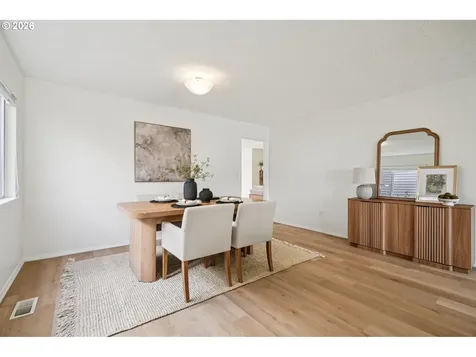 5052 NW Millstone Way Portland OR 97229