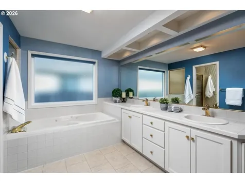 12664 SW Bexley Lane Portland OR 97224