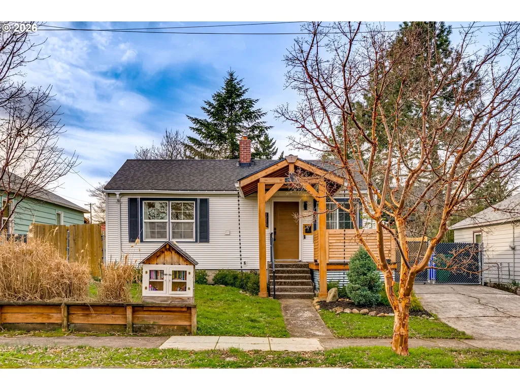1215 NE 79th Avenue Portland OR 97213