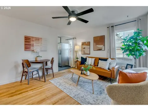 1215 NE 79th Avenue Portland OR 97213
