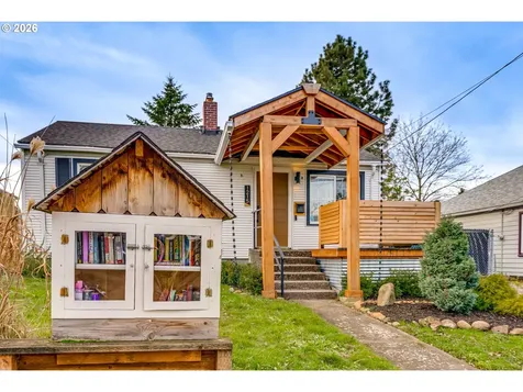 1215 NE 79th Avenue Portland OR 97213