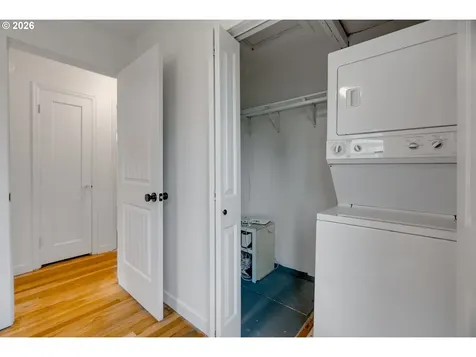 1215 NE 79th Avenue Portland OR 97213