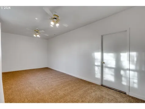 1215 NE 79th Avenue Portland OR 97213
