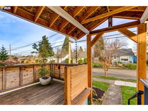 1215 NE 79th Avenue Portland OR 97213