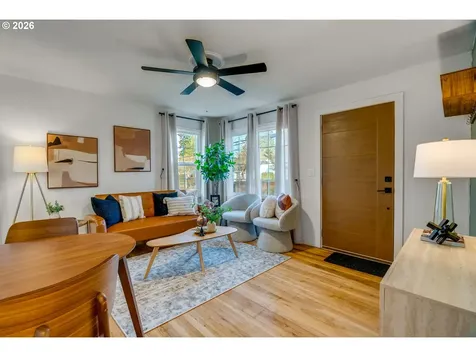 1215 NE 79th Avenue Portland OR 97213