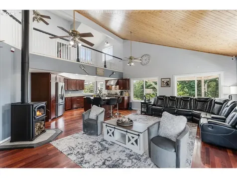 17777 NE Stillers Mill Road Yamhill OR 97148