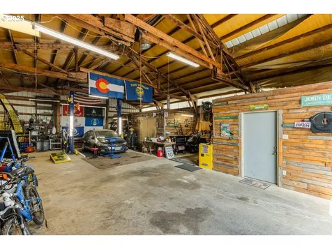 17777 NE Stillers Mill Road Yamhill OR 97148