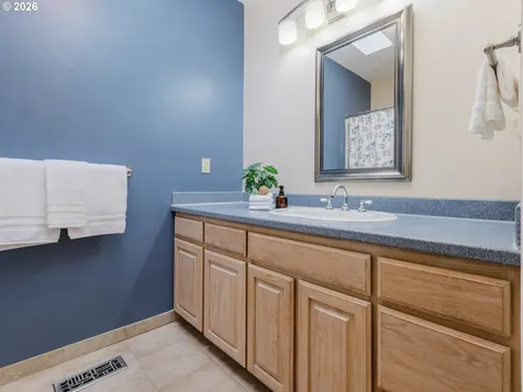 4510 SW 60th Place Portland OR 97221